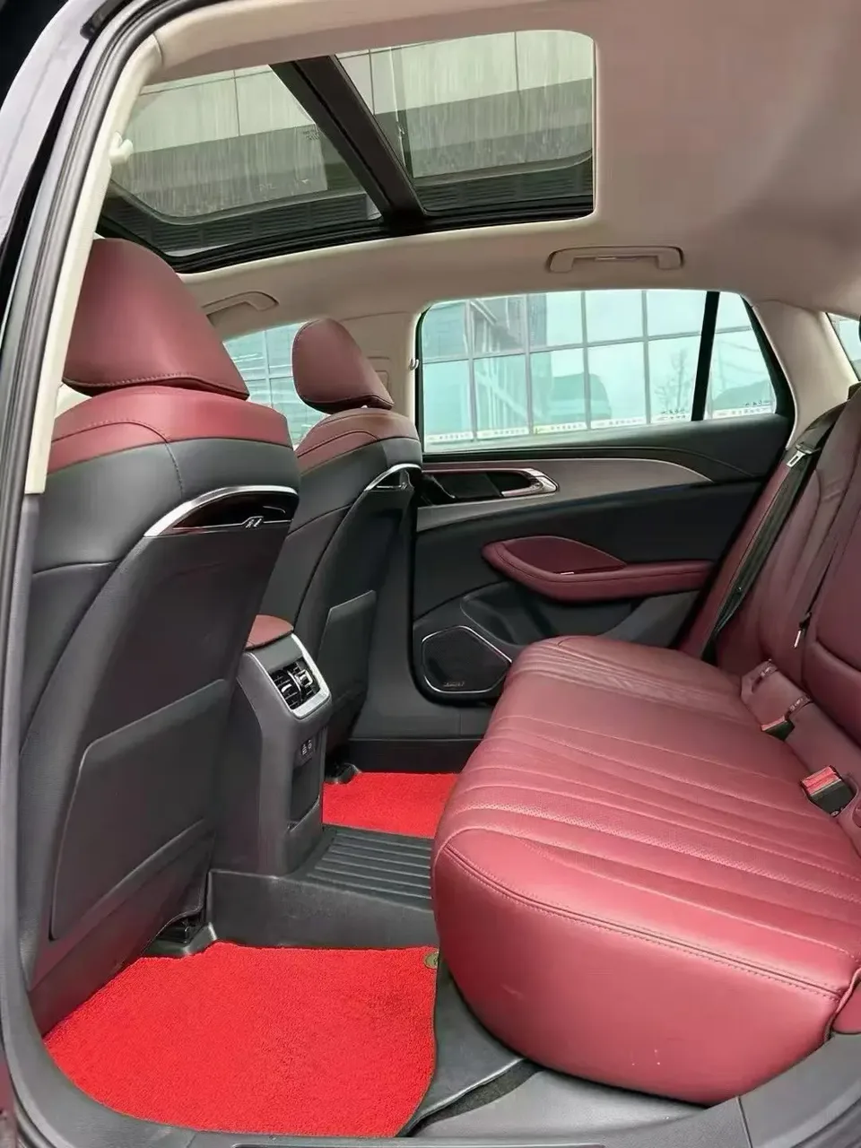 Hongqi H5 Hongqi H5 2024 2.0T Automatic Intelligent Connection Flagship Chang Edition 2024 — миниатюра 3