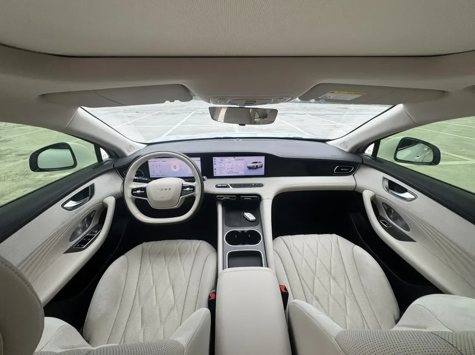 Roewe D7 DMH 125 Excellence Edition 2024 — миниатюра 5