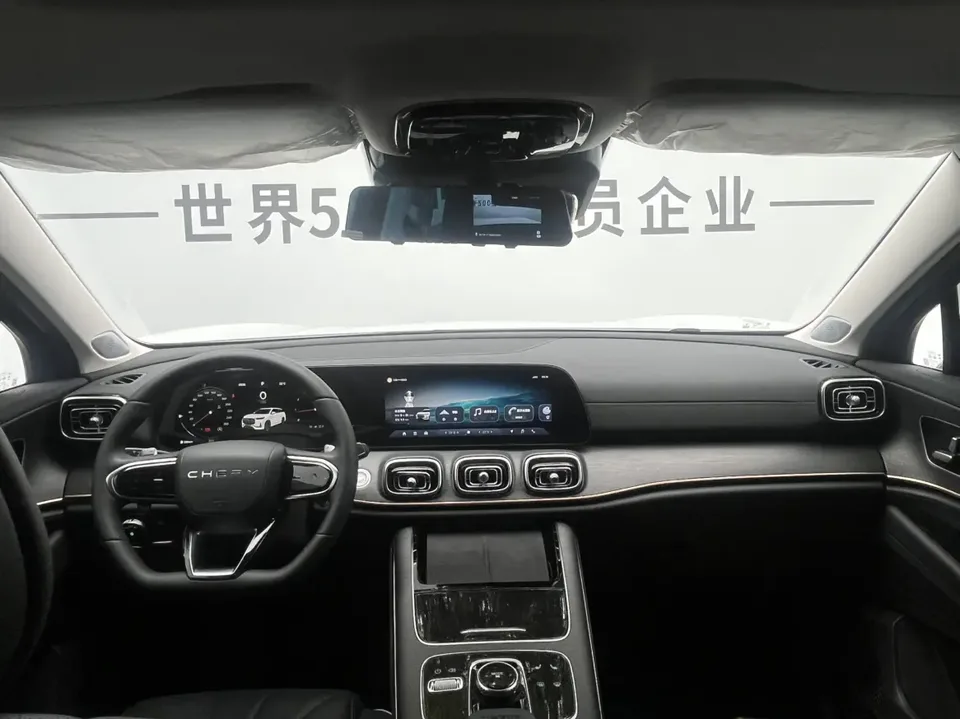 Chery Tiggo 9 2.0T DCT two-wheel drive leading version 5 seats 2024 — миниатюра 5