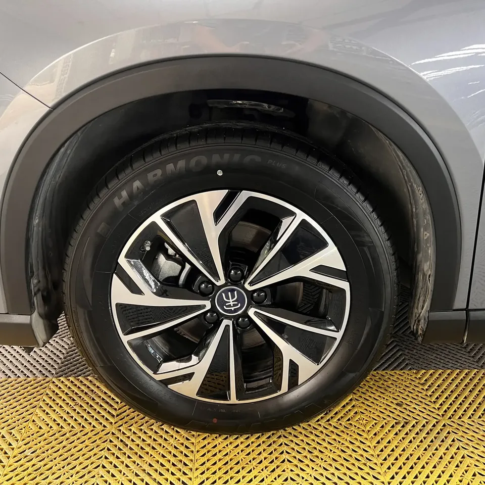 BYD Song Pro DM Song Pro DM 2025 Second Generation DM-i 115KM Beyond Edition 2025 — миниатюра 2