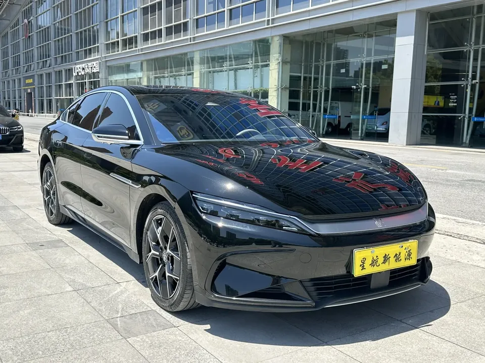 BYD Han EV Honor Edition 605KM Premium Model 2024 — миниатюра 2