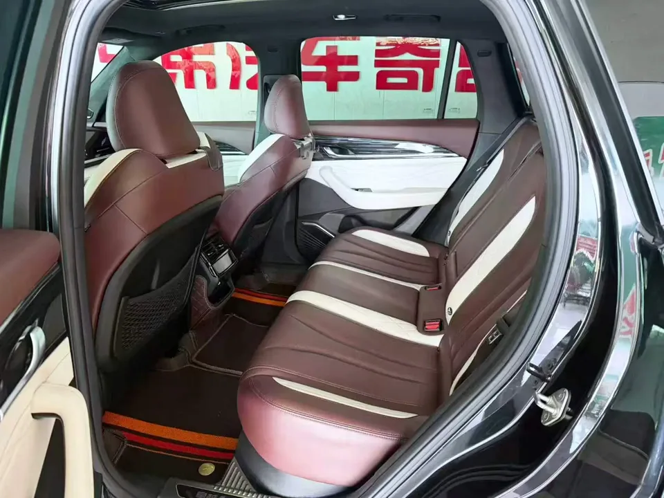 Geely Monjaro 2.0TD High Power Automatic 2WD Flagship Model 2023 — миниатюра 4