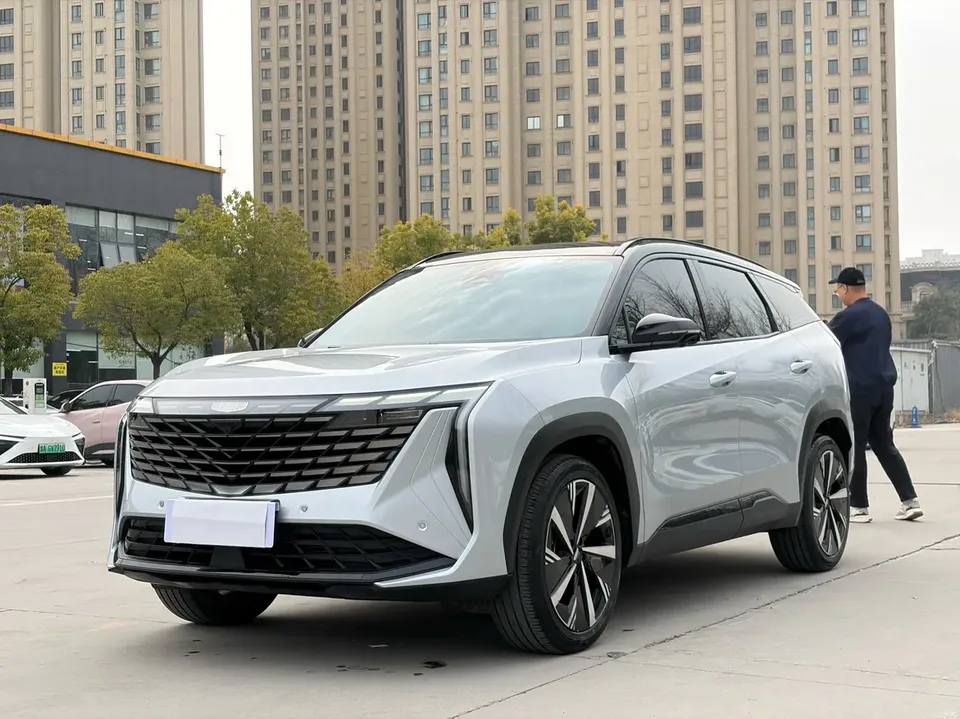 Geely Atlas L 2023