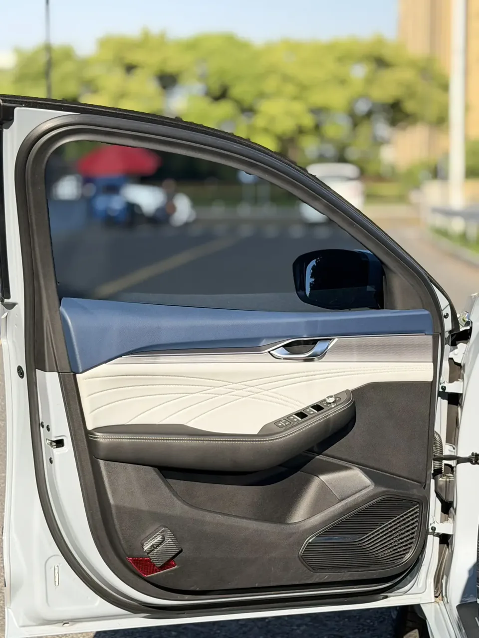 Geely Xing Rui Xingrui 2023 2.0T only available in green version 2024 — миниатюра 3