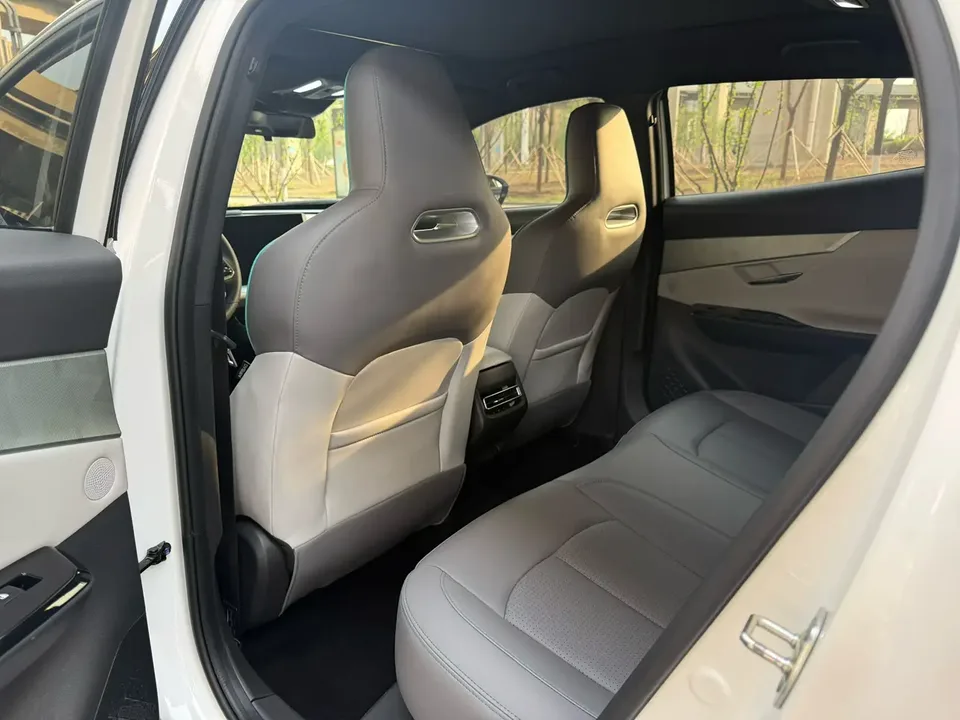 Changan UNI-T Second Generation 1.5T Premium Edition 2023 — миниатюра 3