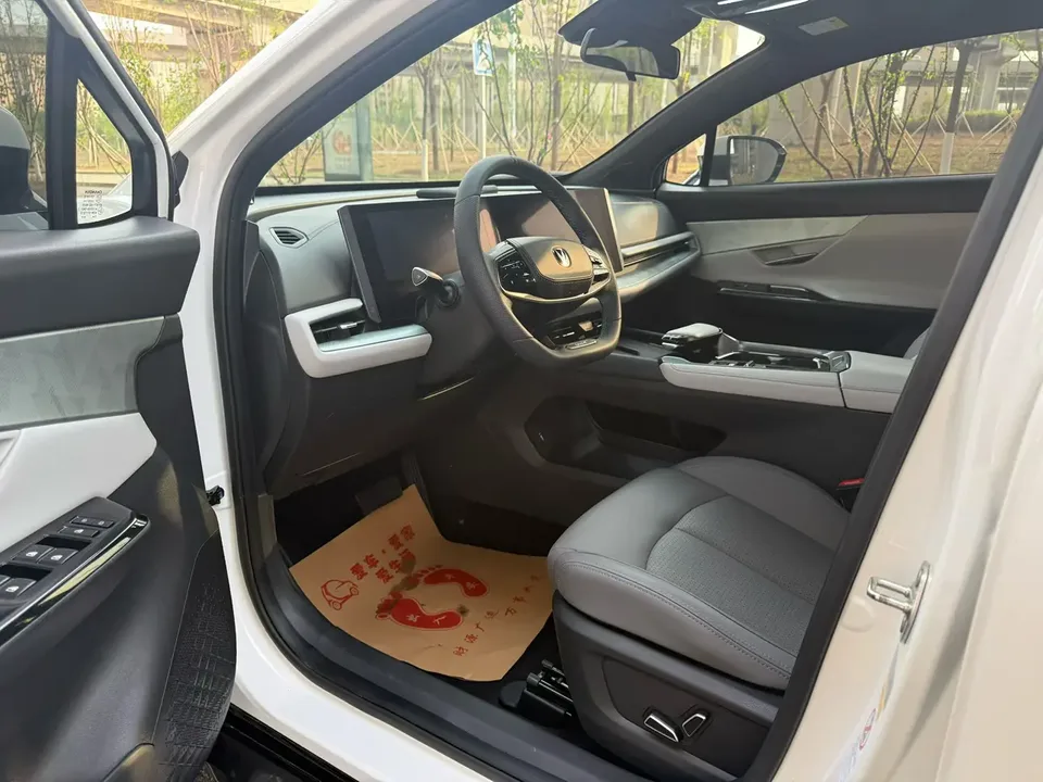 Changan UNI-T Second Generation 1.5T Premium Edition 2023 — миниатюра 5