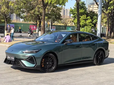 Changan UNI-V 2026 buy in Moscow