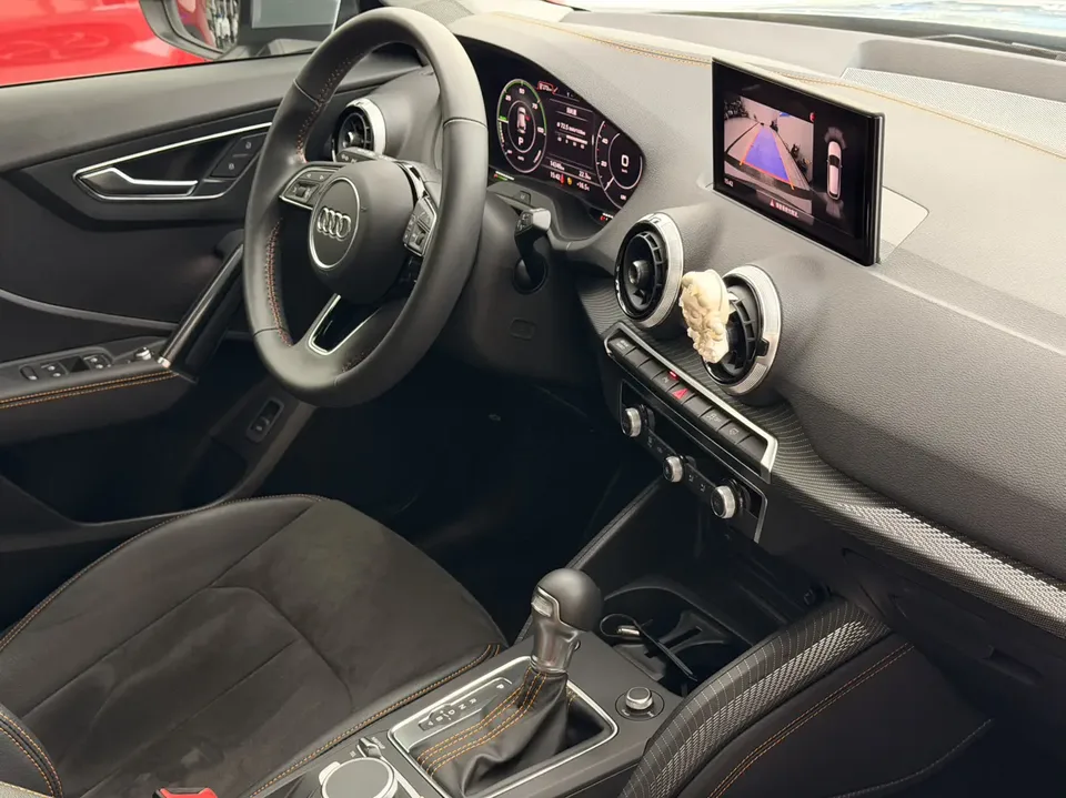 Audi Q2L e-tron Audi Q2L e-tron 2022 pure electric smart model 2022 — миниатюра 5
