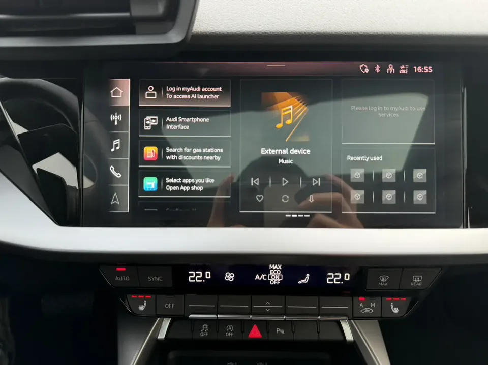 Audi A3 A3L Limousine 35 TFSI Fashion Sports 2022 — миниатюра 5