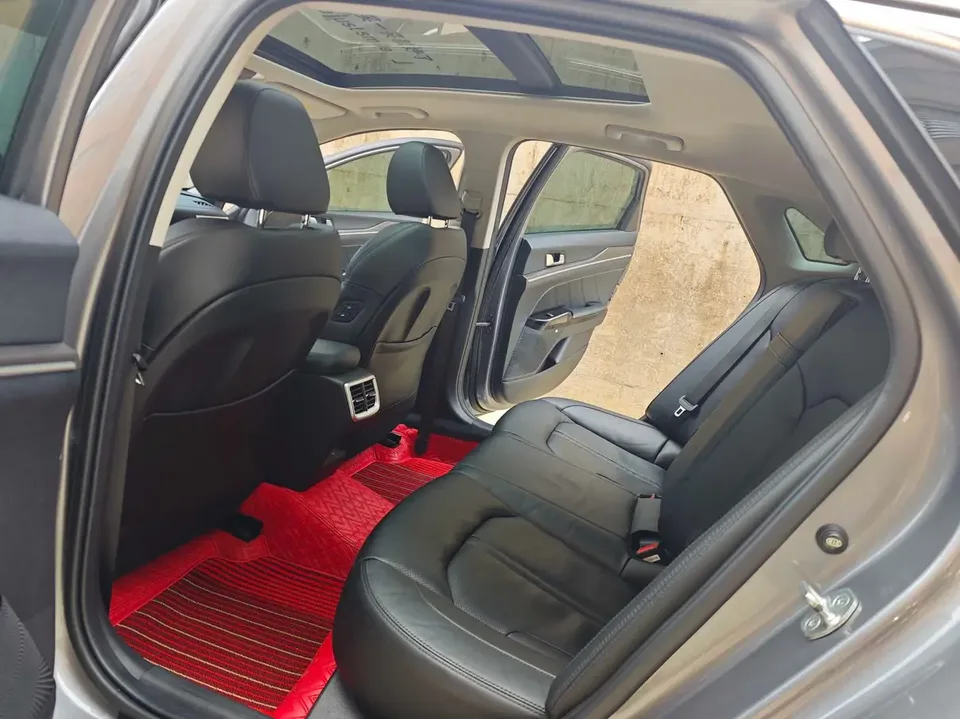 Kia K5 380T GT-Line Premium Edition 2023 — миниатюра 3