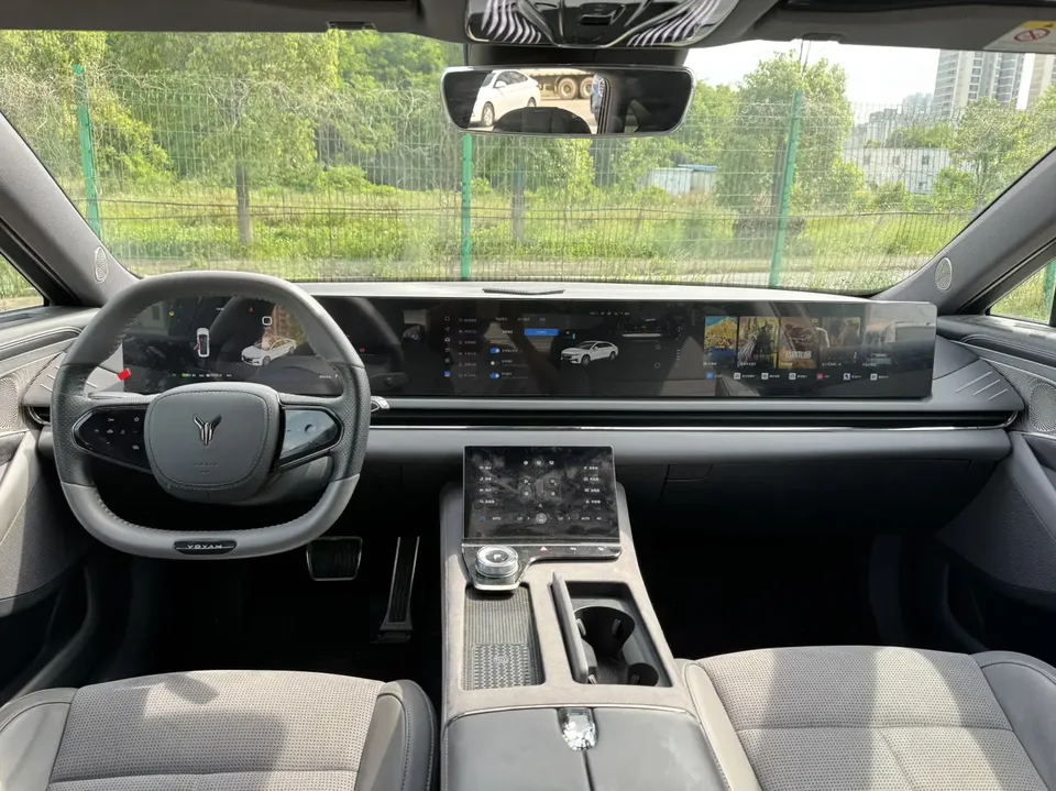 Voyah Passion PHEV Lantu Chasing Light PHEV 2024 ultra-long range four-wheel drive flagship version 2023 — миниатюра 5