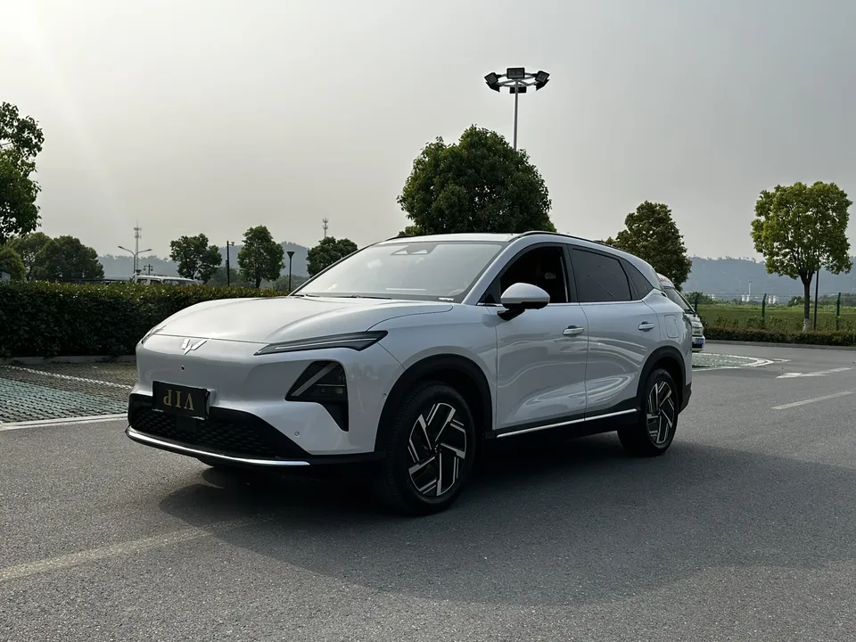 Wuling Starlight S EV 2025