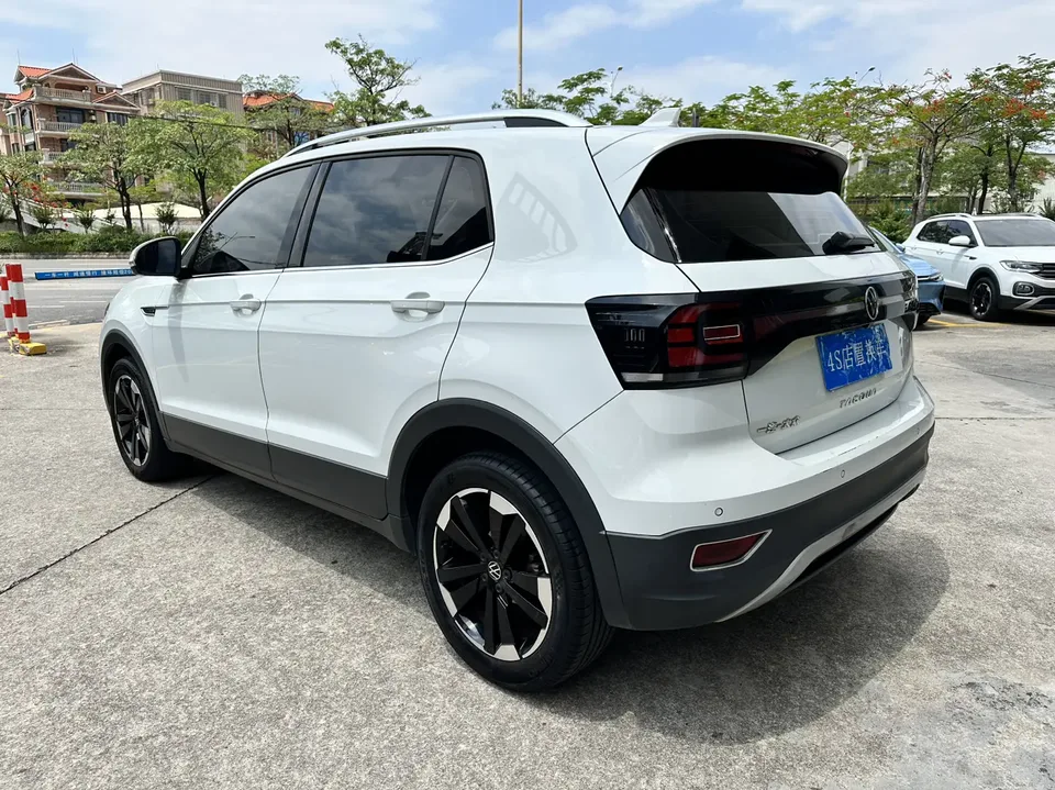 Volkswagen Explore the shadows 1.5L Automatic Joy-Link Edition 2023 — миниатюра 2