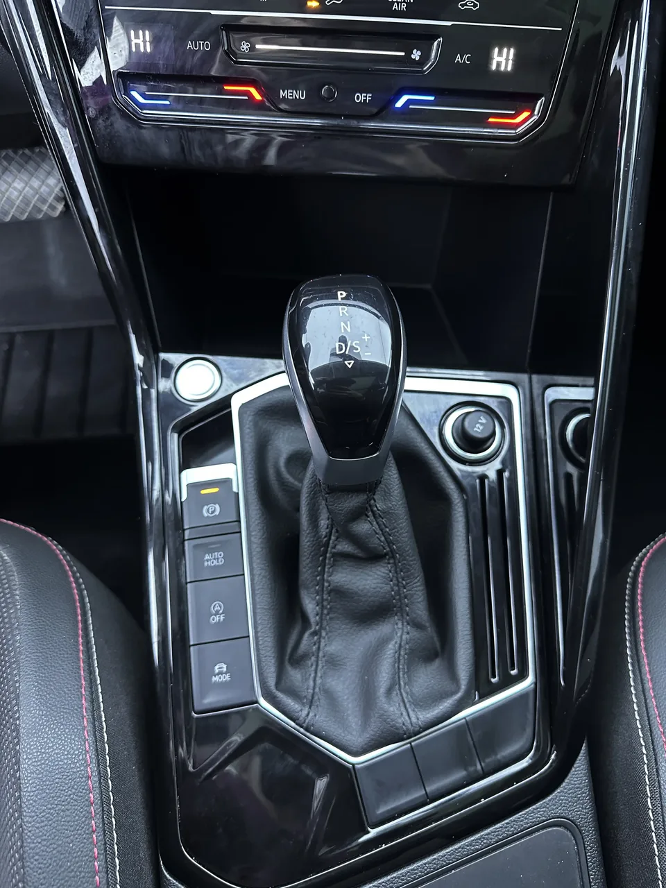 Volkswagen Tayron Tanyue 2022 280TSI 2WD Luxury Smart Edition 2022 — миниатюра 5