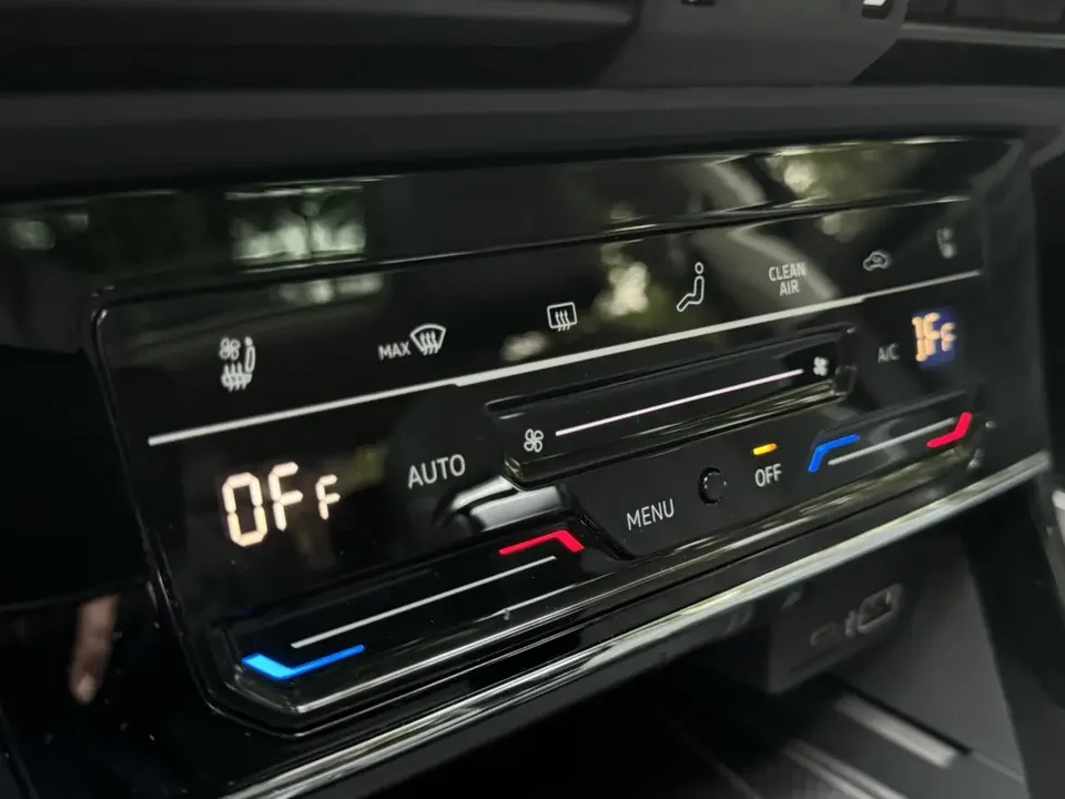 Volkswagen Passat Passat 2022 330TSI Starry Sky Deluxe Edition 2022 — миниатюра 3