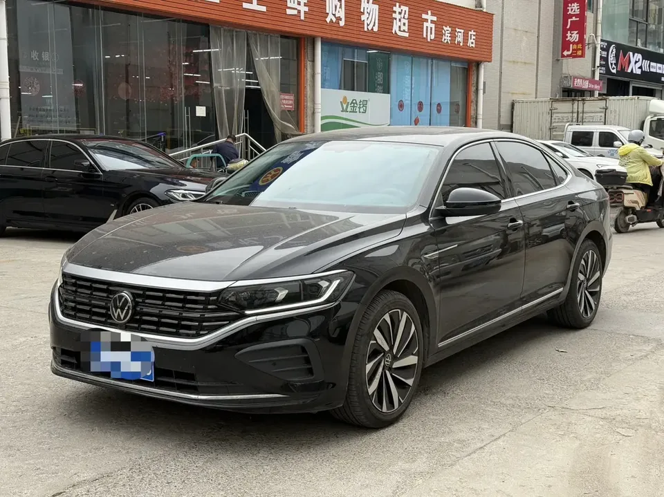 Volkswagen Passat 2024