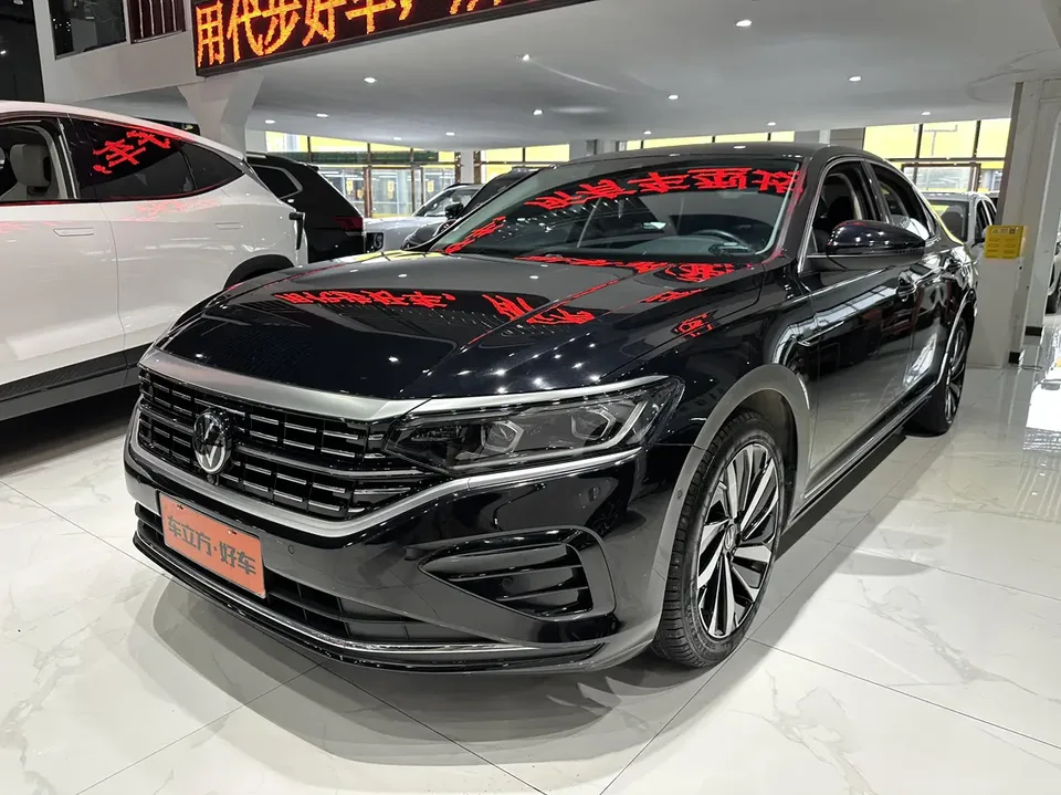 Volkswagen Passat 2023