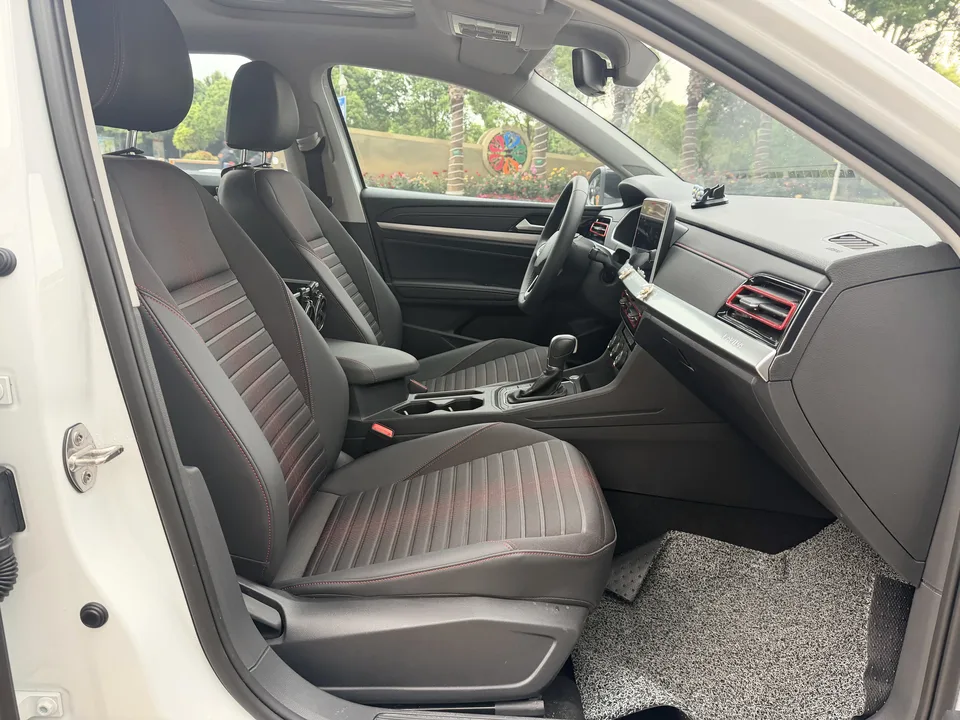 Volkswagen Lavida Lavida 2024 300TSI DSG Manyi Edition 2024 — миниатюра 4