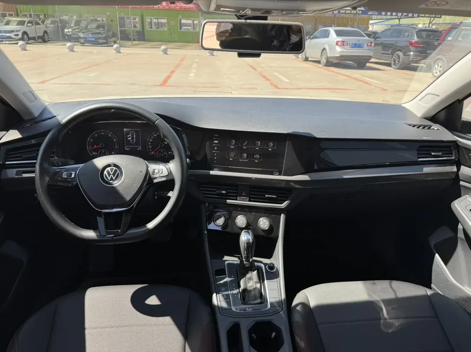 Volkswagen Bora Bora 2021 1.5L automatic comfort intelligent connected version 2022 — миниатюра 5