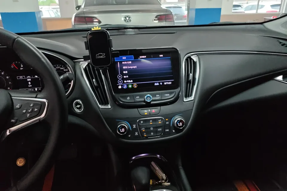 Chevrolet Malibu Xl 1.5T sharp version 2024 — миниатюра 3