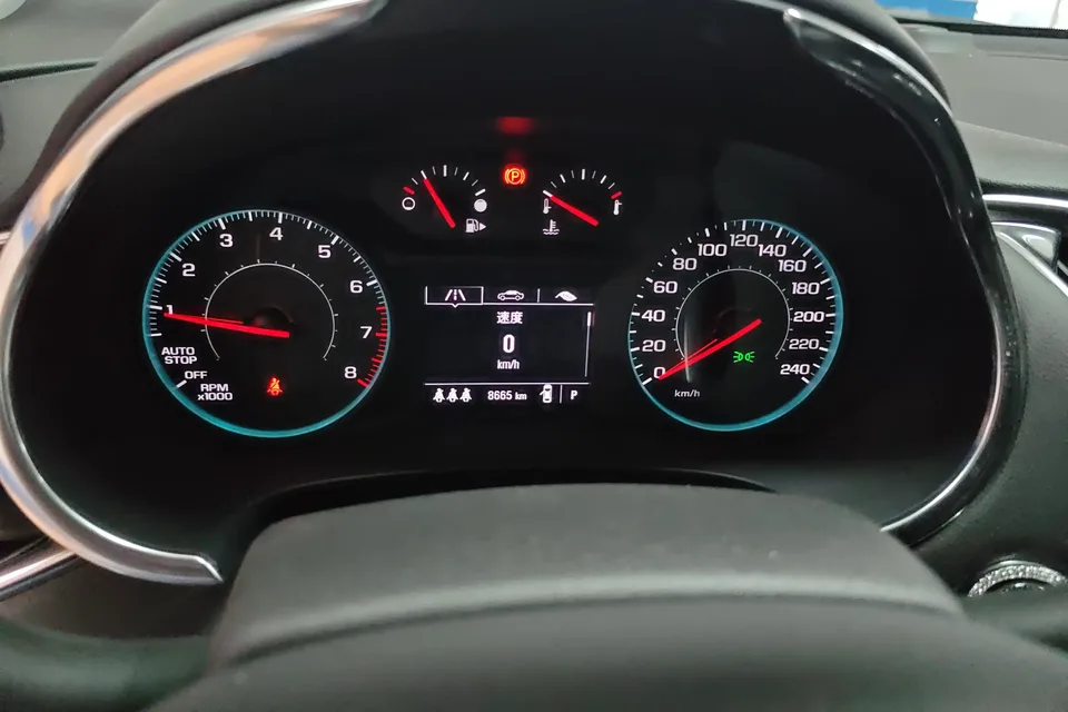 Chevrolet Malibu Xl 1.5T sharp version 2024 — миниатюра 5