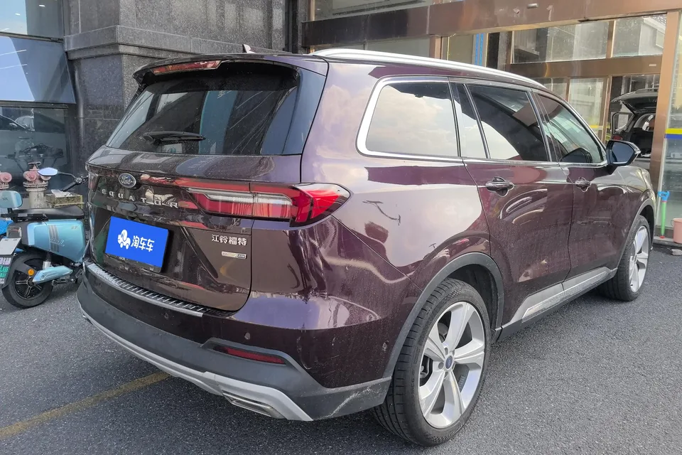 Ford Lingyu EcoBoost 225 7-seater collar type PLUS (2/2/3) 2022 — миниатюра 2