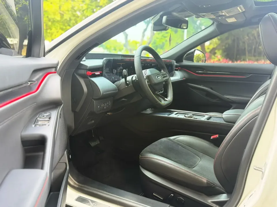 Ford Mondeo Toyota Mondeo EcoBoost 245 ST-Line 2023 — миниатюра 5