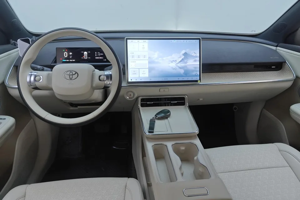 Toyota Bozhi 3X 520 Pro 2025 — миниатюра 4