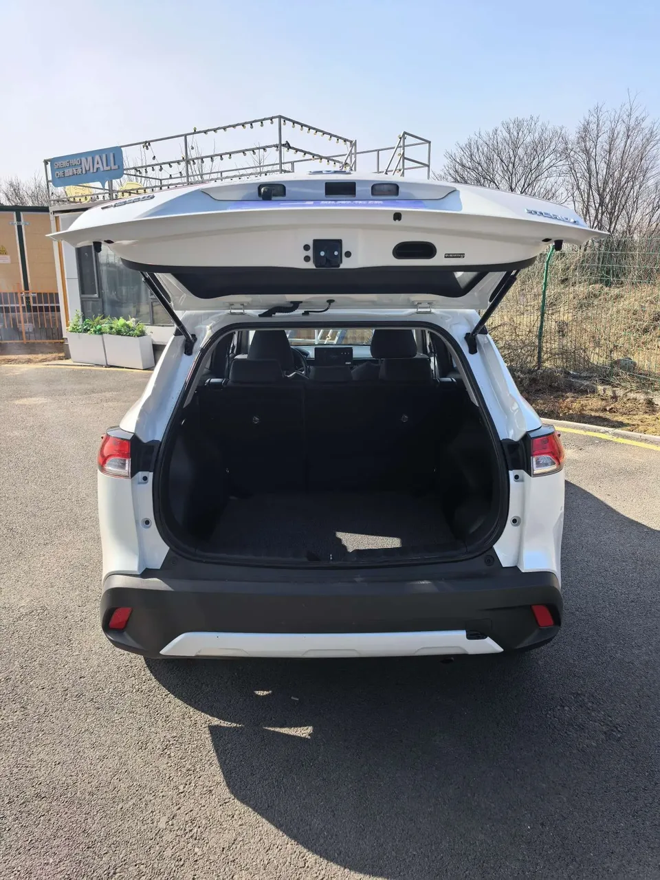 Toyota CorollaCross 2.0L Intelligent Electric Hybrid Dual Engine Pioneer Edition 2024 — миниатюра 2