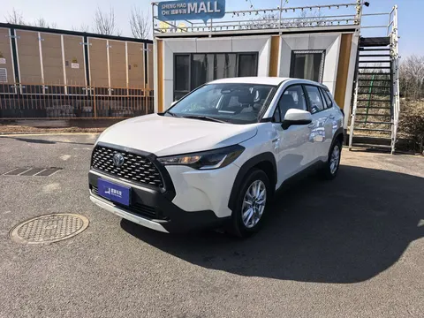 Toyota CorollaCross 2024 купить в Москве