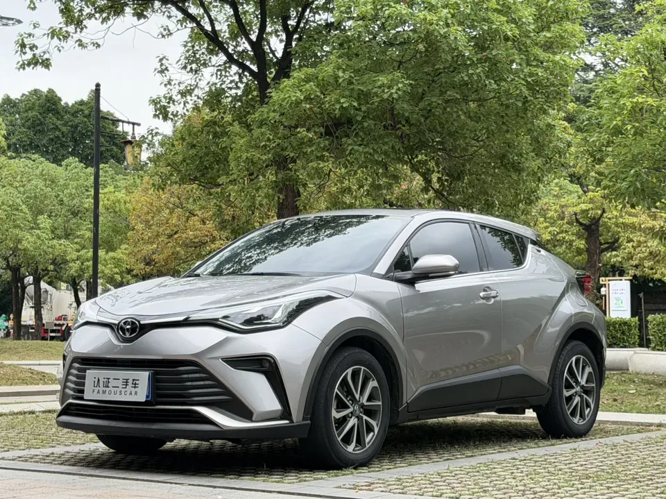 Toyota C-HR Hybrid 2022