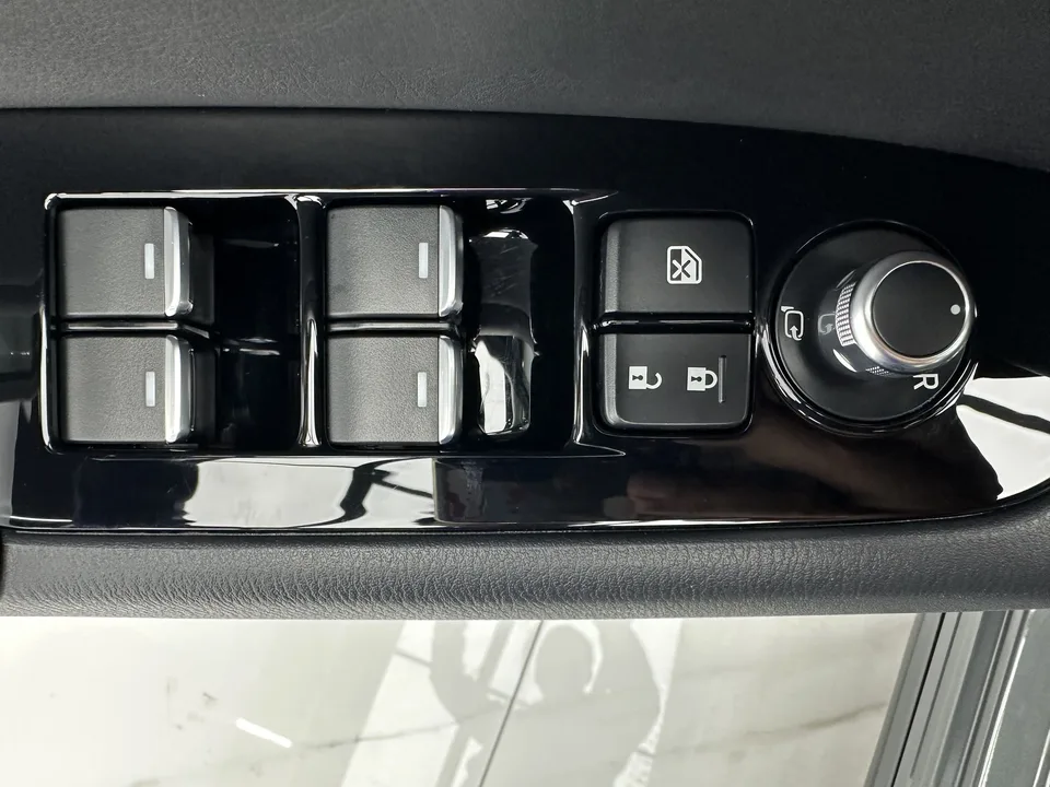 Mazda CX-5 2.0L automatic two-wheel drive smart model 2022 — миниатюра 5