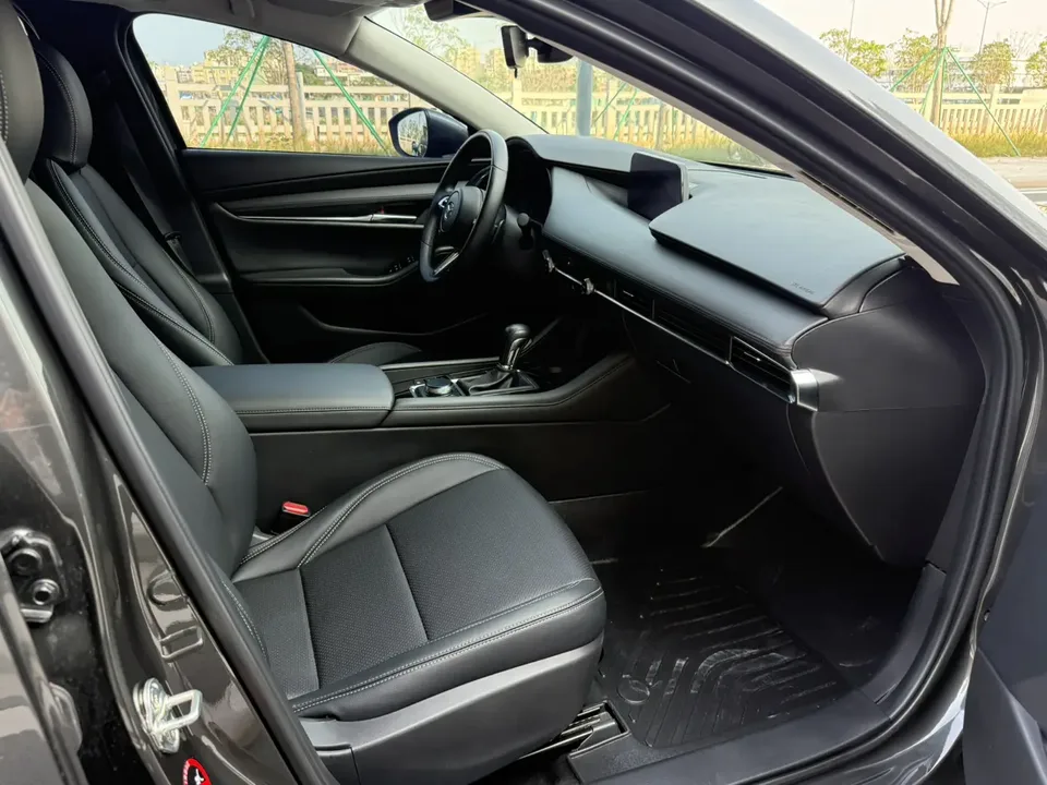 Mazda Axela Mazda3 2023 2.0L Automatic Elegant Edition 2023 — thumbnail 5