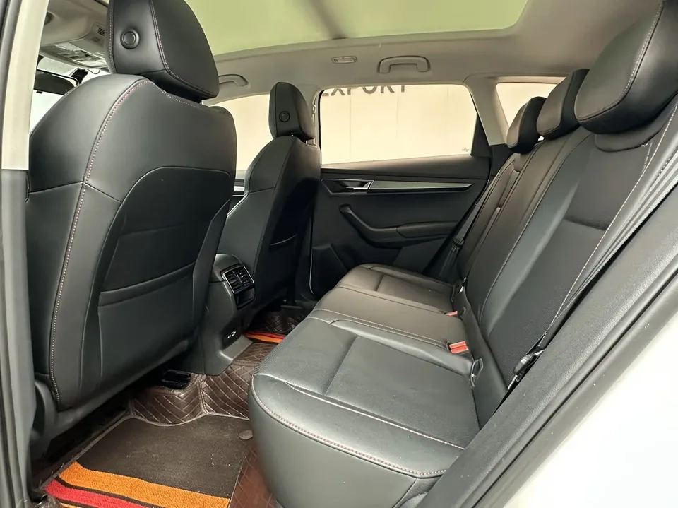 Skoda Karoq TSI280 Exclusive Edition 2022 — миниатюра 5