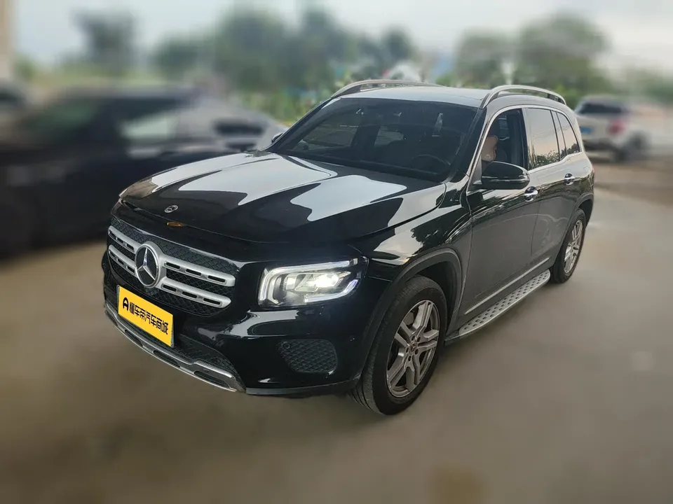 Mercedes-Benz GLB-Class 2023