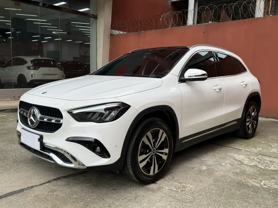 Mercedes-Benz GLA 2024