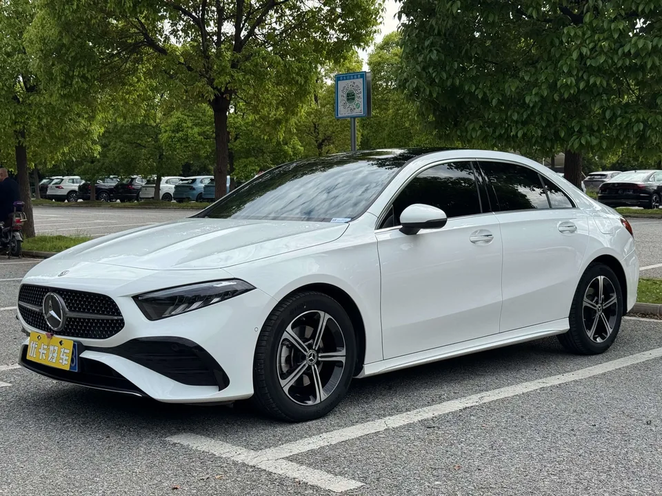 Mercedes-Benz Mercedes Benz A Class 2023
