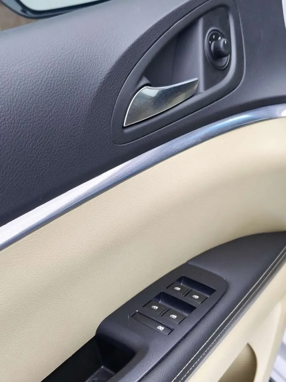 Buick GL8 GL8 2023 Land Business Class 2.0T Luxury Edition 2024 — thumbnail 5