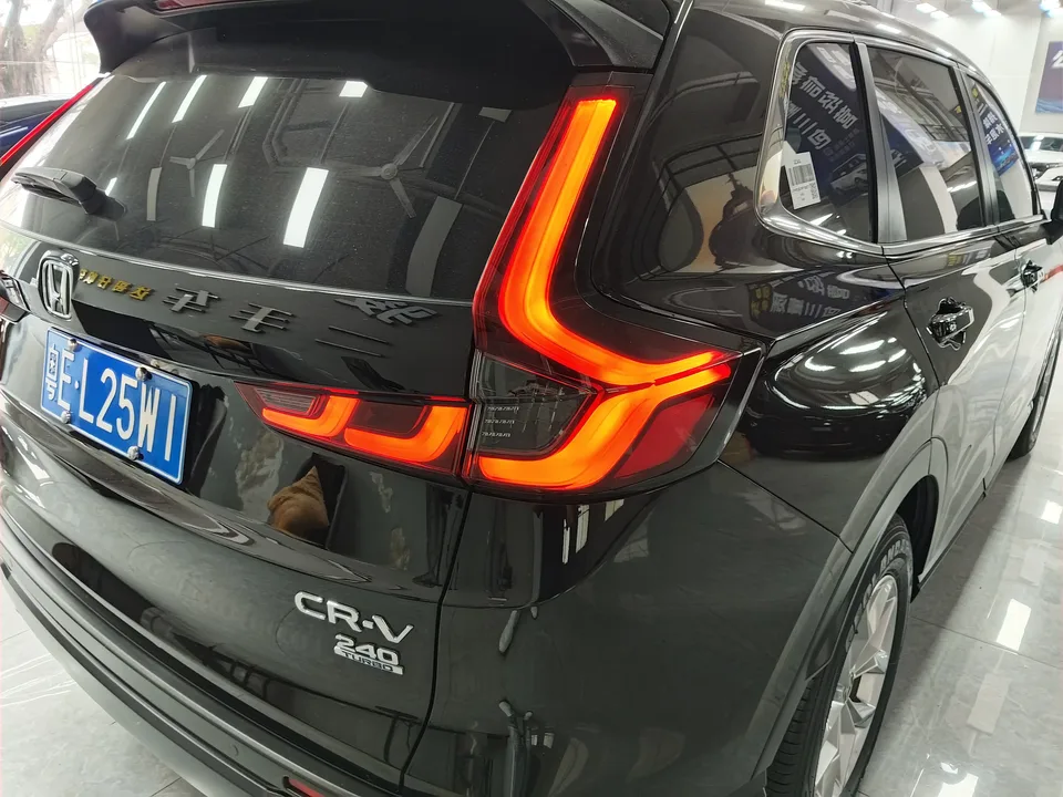 Honda CR-V Honda CR-V 2023 240TURBO CVT 2WD 5-seater version 2023 — миниатюра 3