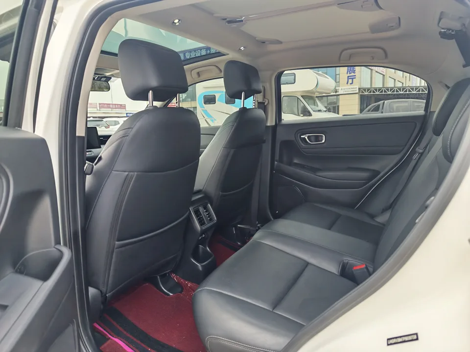 Honda VEZEL 1.5L CVT technology version 2023 — миниатюра 3