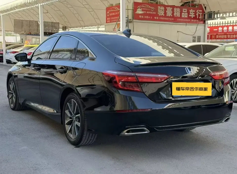 Honda Inspire 2022 Insignia 260TURBO Elegant Edition 2022 — миниатюра 4