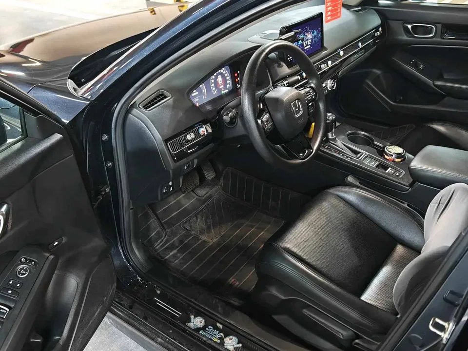 Honda CIVIC Civic 240TURBO CVT Power Edition 2023 — миниатюра 3