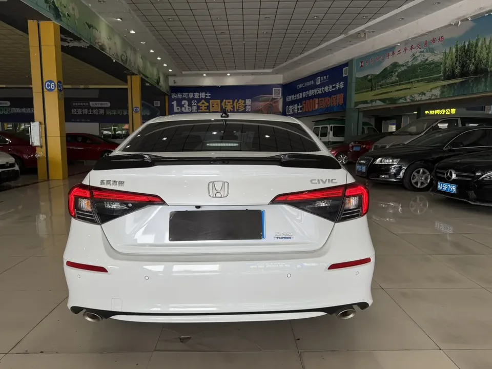 Honda CIVIC 2022 Civic 240TURBO CVT Ignition Edition 2022 — миниатюра 2