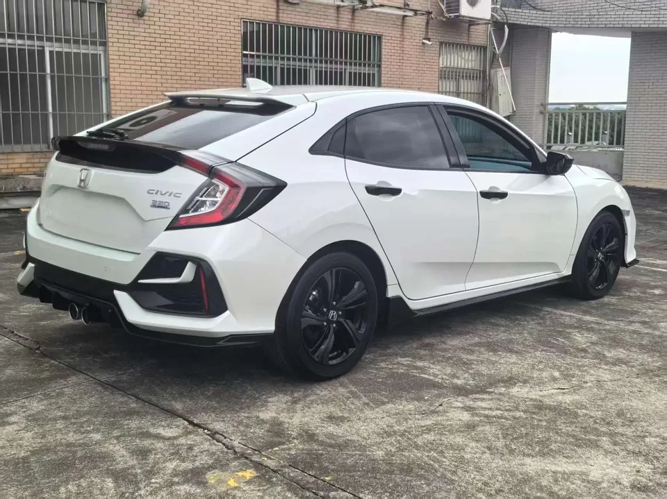 Honda CIVIC 2022 Civic 240TURBO CVT Dynamic Edition 2022 — миниатюра 2