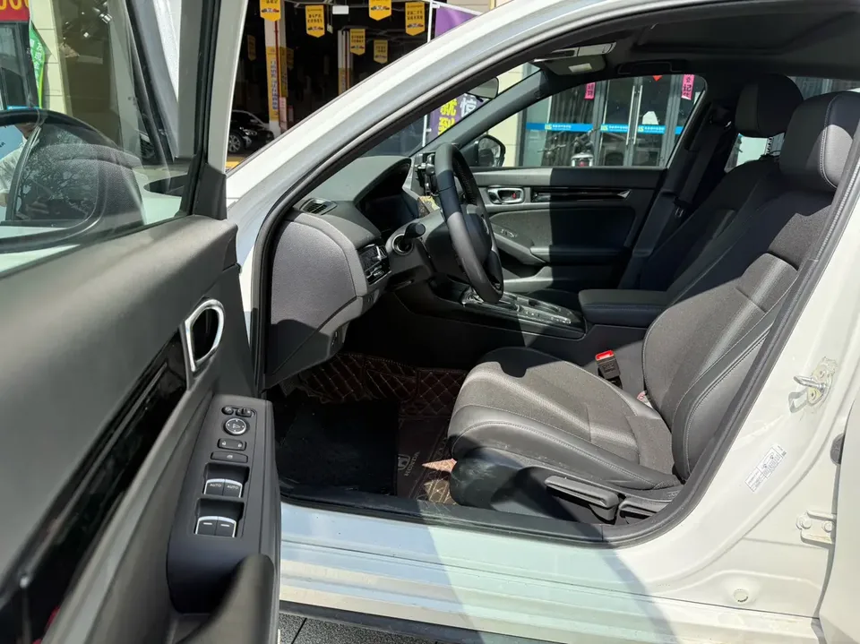 Honda CIVIC 240TURBO CVT Zhiqu Pro 2025 — миниатюра 3