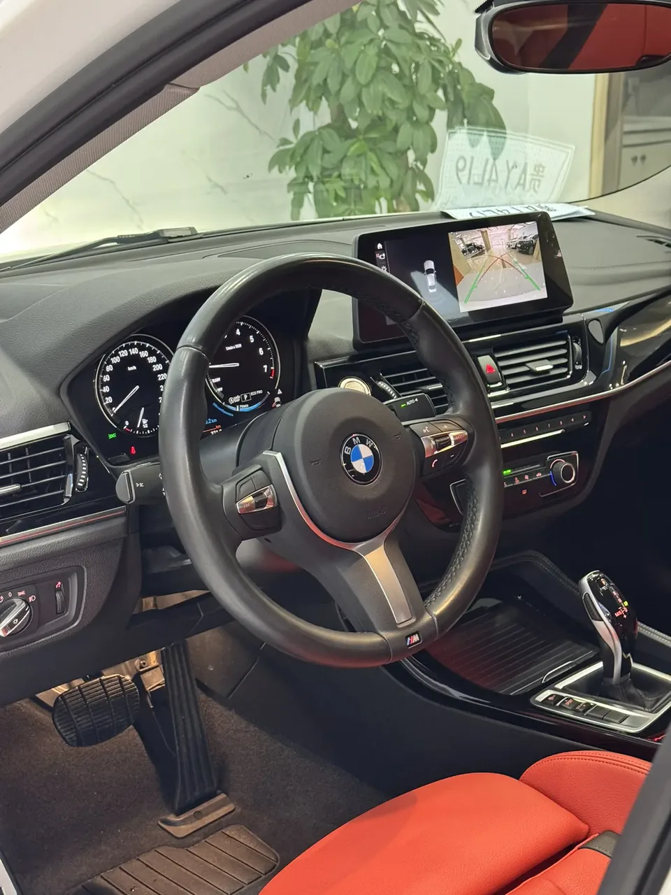 BMW 1 Series BMW 1 Series 2023 125i M Sport Night Edition 2023 — миниатюра 3
