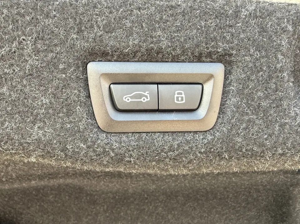 BMW 5 Series 5 Series 2024 525i M Sports Package 2026 — thumbnail 3