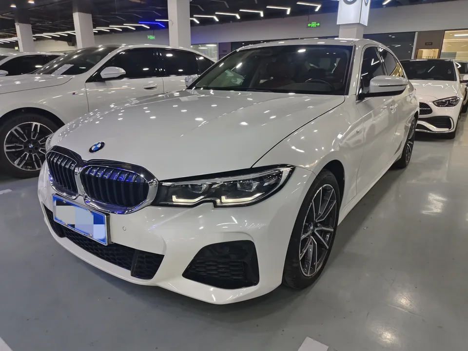 BMW 3 Series 2022