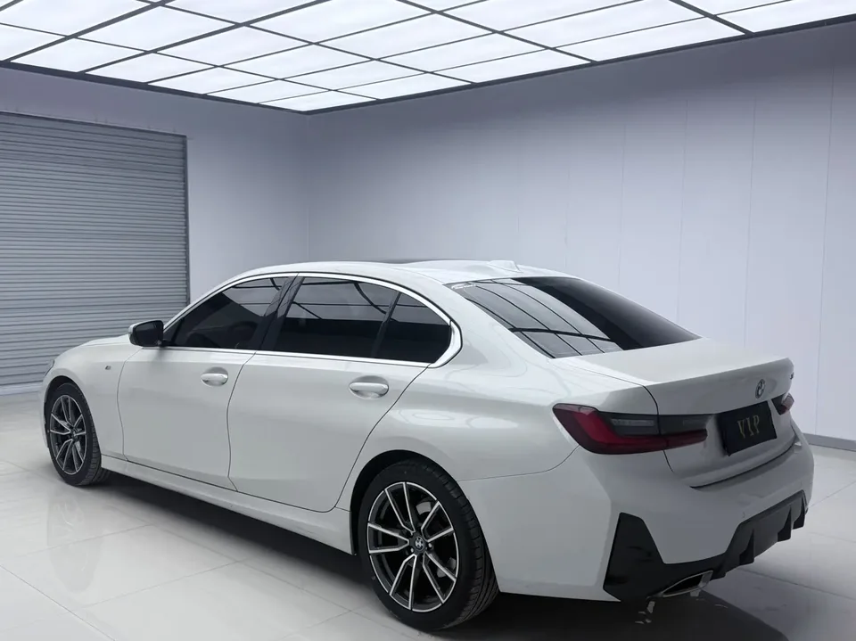BMW 3 Series 2023