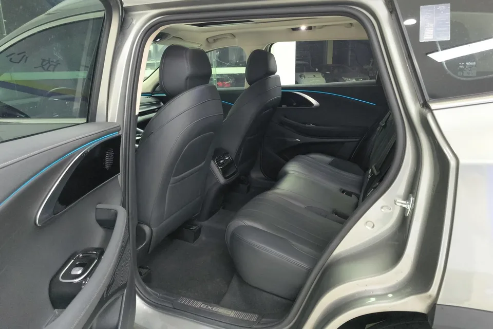 Exeed TXL Xingtu Lingyun 2024 Lingyun 300T 2WD Xingyao Edition 2024 — миниатюра 4
